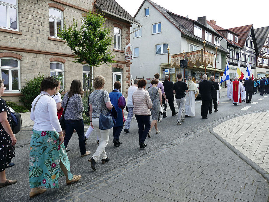 Bittprozession am Pfingstmontag (Foto: Karl-Franz Thiede)